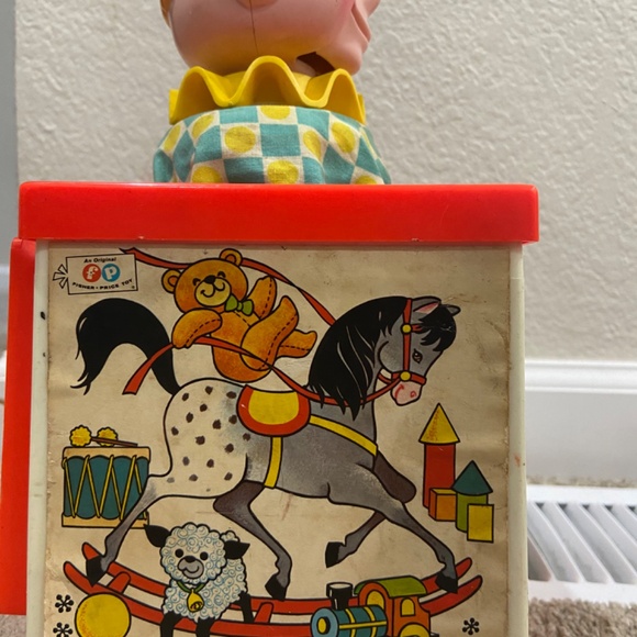Vintage Fisher Price Toys Jack In The Box Squeaking Puppet 1970. - Picture 4 of 4